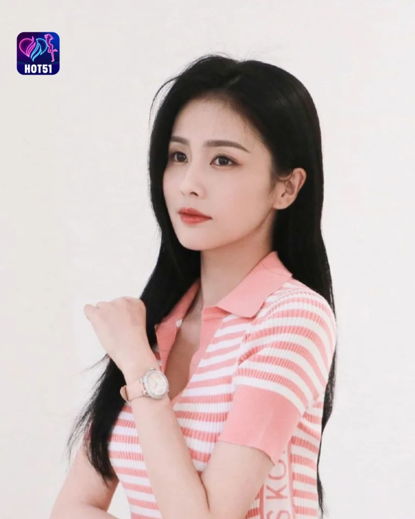  Bai Lu Cantik Foto Terbaru di Platform HOT51