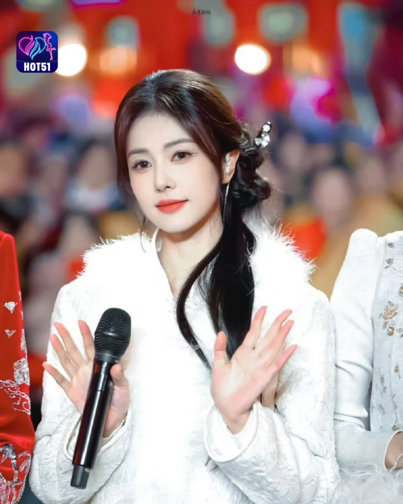  Bai Lu Cantik Foto Terbaru di Platform HOT51