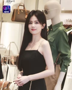 Read more about the article Beautiful Bai Lu Stunning Photos on HOT51 Platform Unlocked