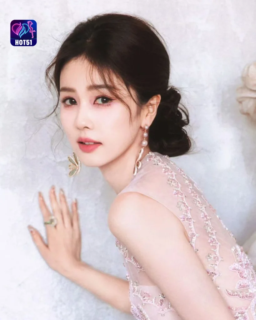 Beautiful Bai Lu Photos on HOT51 Platform 