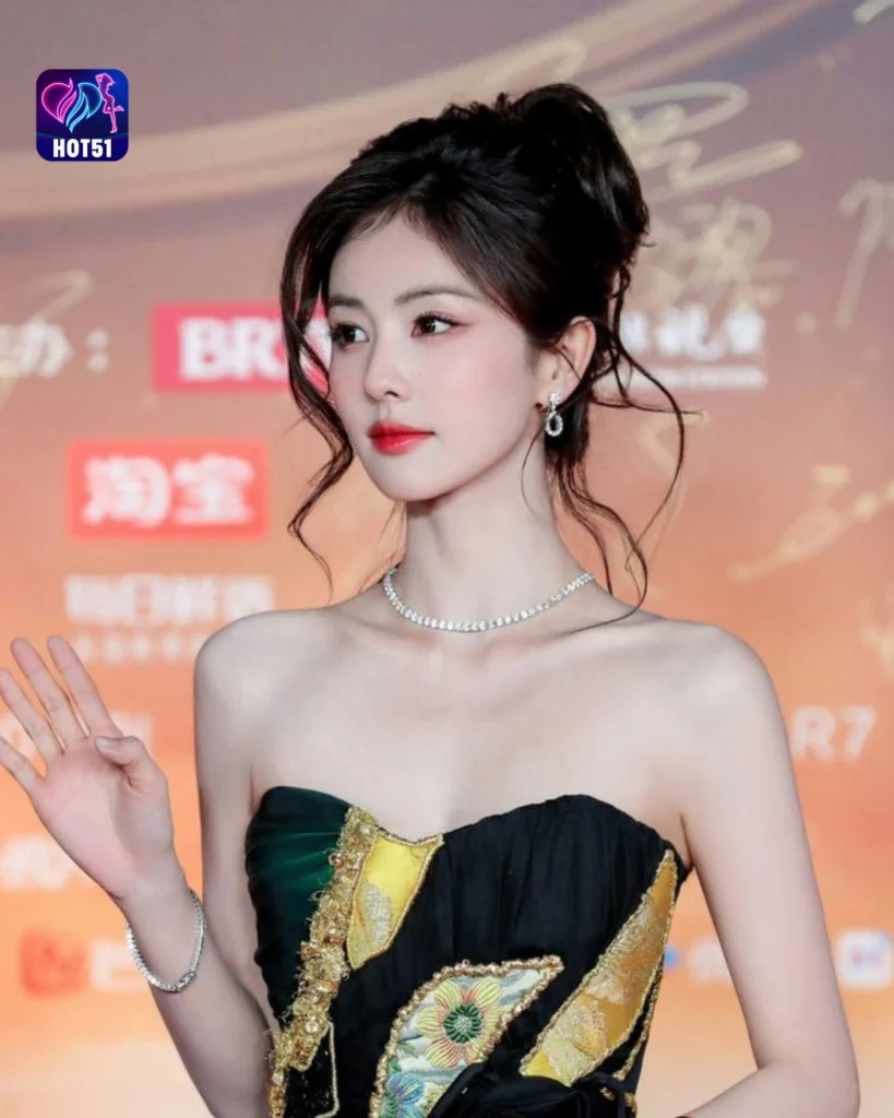 Beautiful Bai Lu Photos on HOT51 Platform