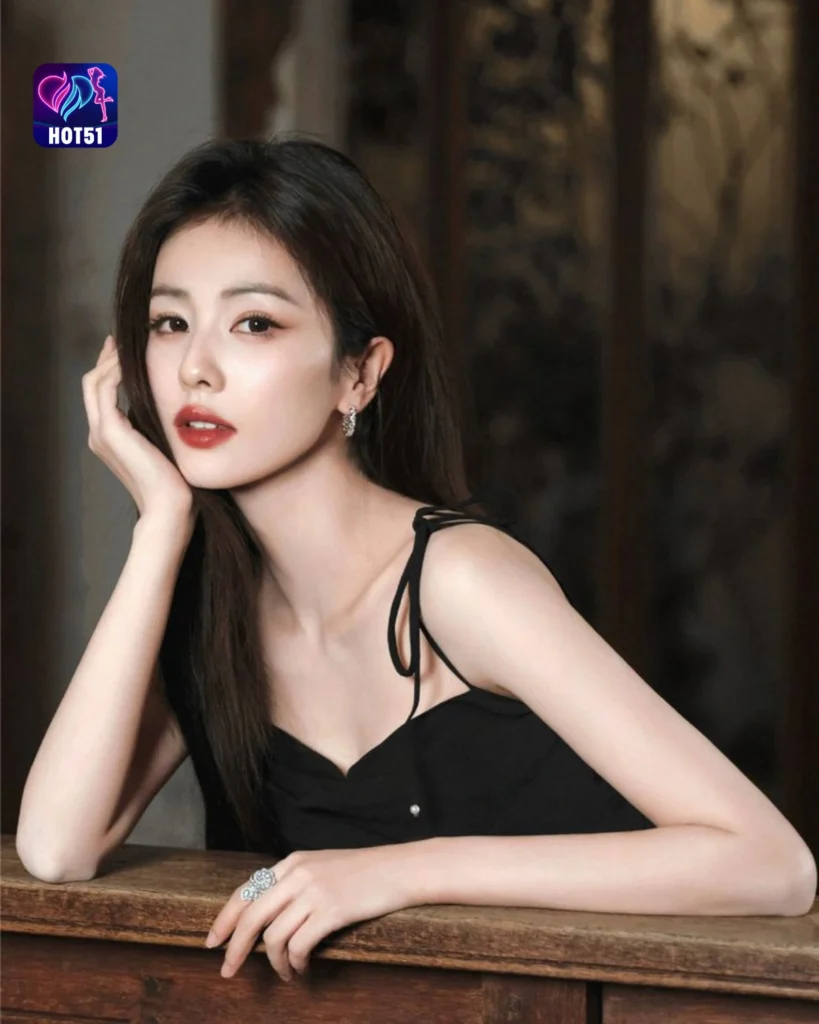 Beautiful Bai Lu Photos on HOT51 Platform