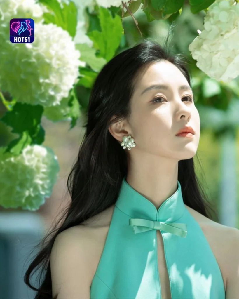 Beautiful Chen Duling Photos on HOT51 Platform
