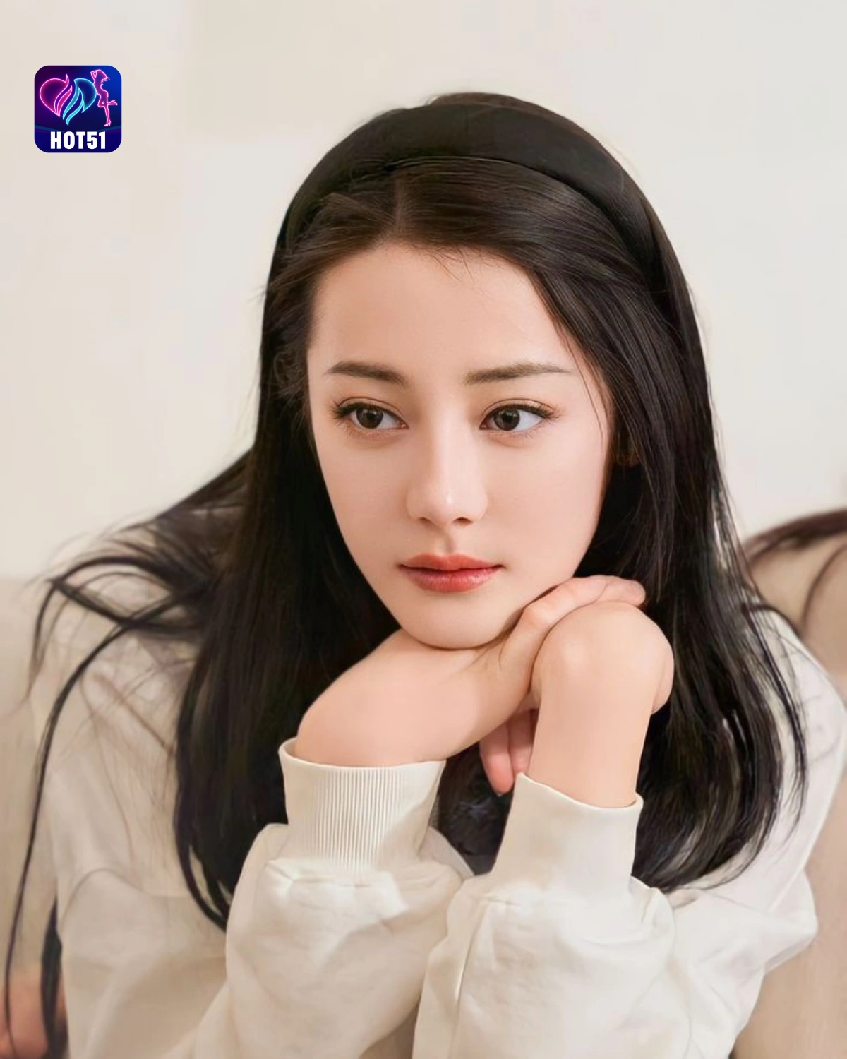 You are currently viewing Beautiful Stunning Dilraba Dilmurat Photos on HOT51 Platform