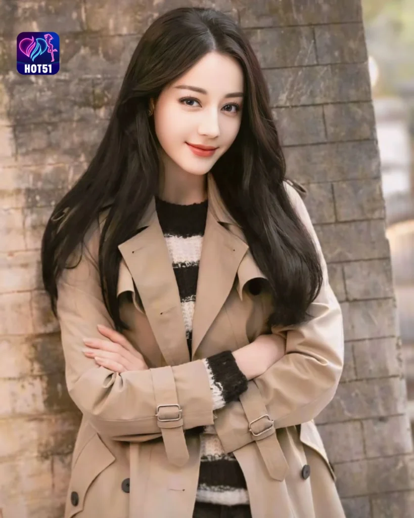  Beautiful Dilraba Dilmurat Photos on HOT51 Platform