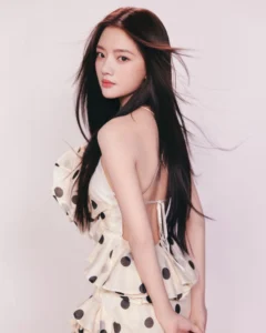 Read more about the article Beautiful Stunning Ren Min Photos on HOT51 Platform