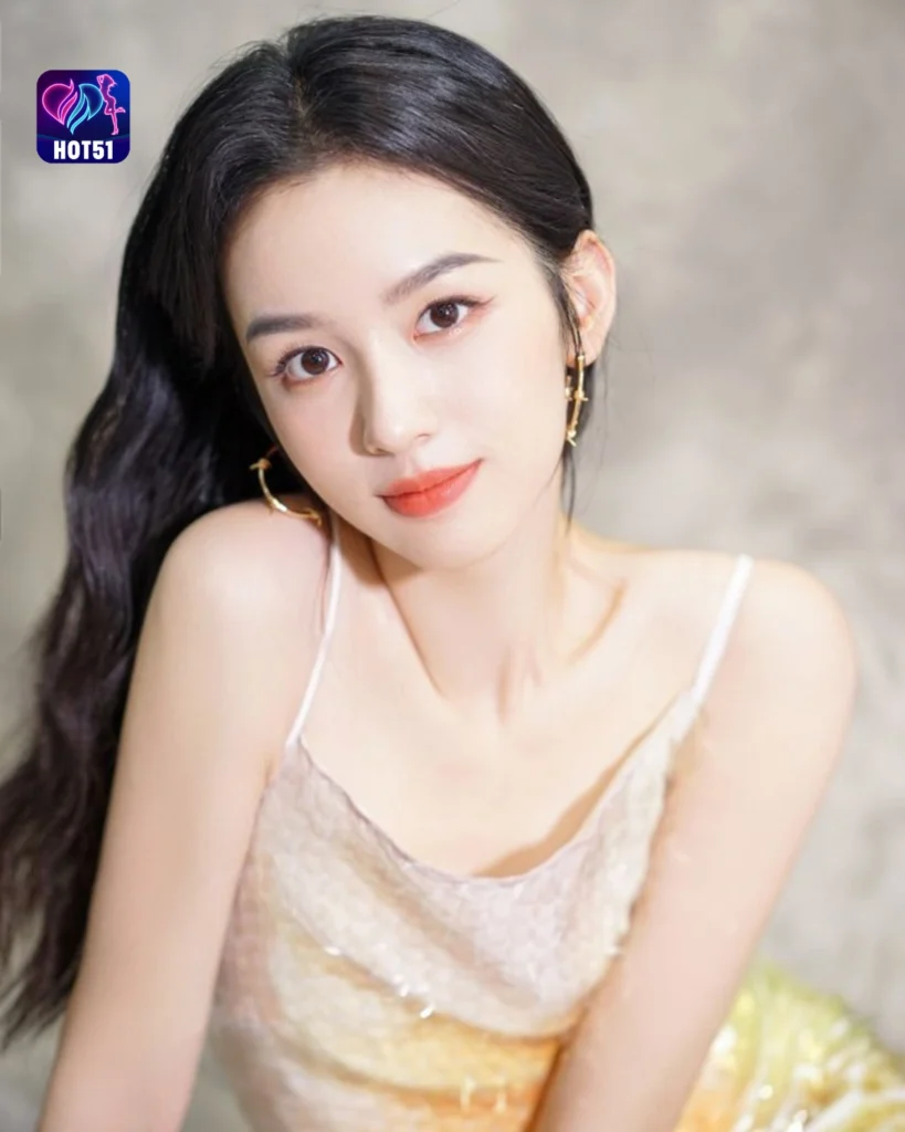  Beautiful Ren Min Photos on HOT51 Platform