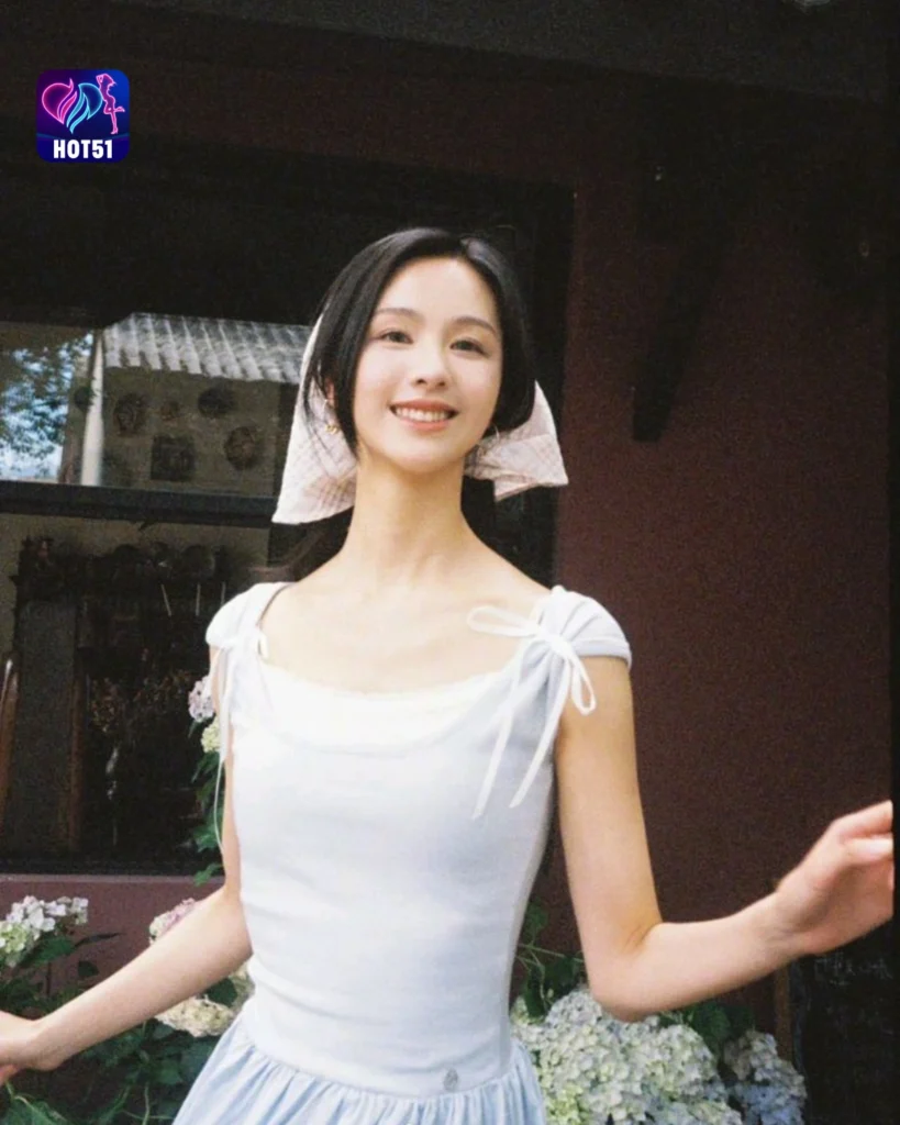 Beautiful Stunning Gambar Chen Duling di Platform HOT5