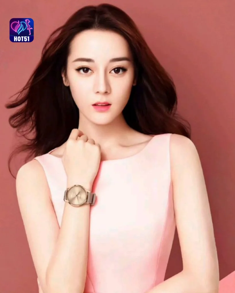  Beautiful Stunning Gambar Dilraba Dilmurat di Platform HOT51