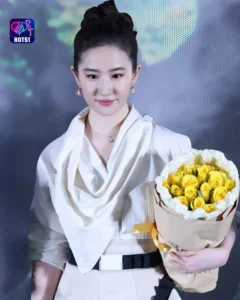 Read more about the article Beautiful Stunning Liu Yifei Menawan di Platform HOT51 Gambar