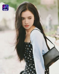 Read more about the article Beautiful Stunning Zhang Jingyi Photos on HOT51 Platform