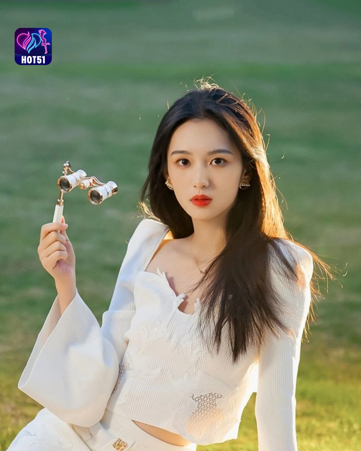 You are currently viewing Beautiful Stunning Zhang Jingyi Photos on HOT51 Platform
