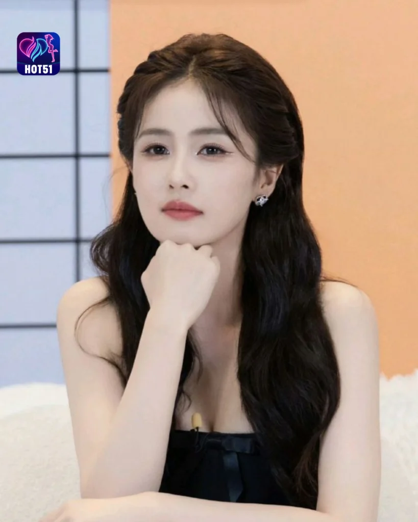  Foto Cantik Bai Lu di Platform HOT51