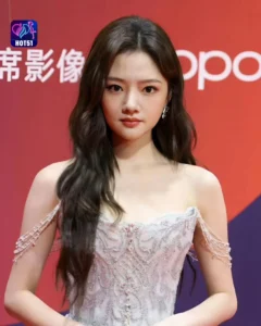 Read more about the article Beautiful Stunning Foto Cantik Ren Min di Platform HOT51 Yang