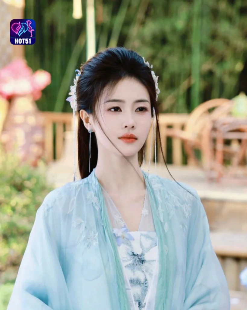  Gambar Cantik Bai Lu di Platform 