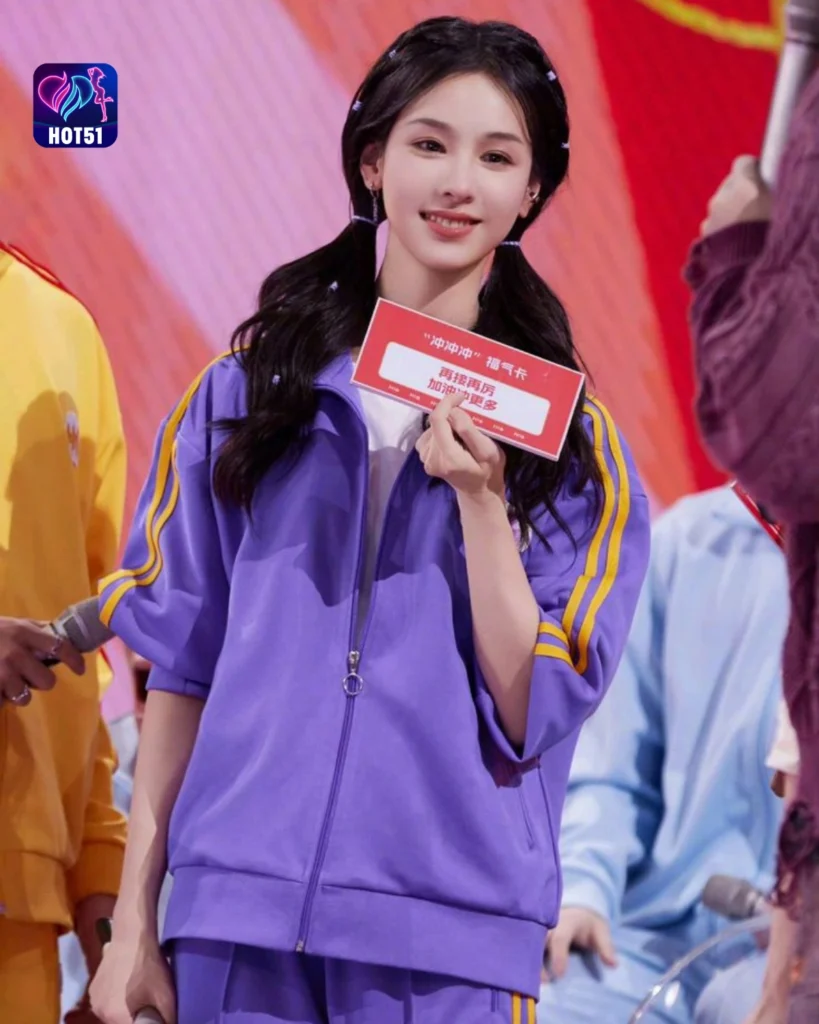  Gambar Cantik Chen Duling di Platform HOT51 
