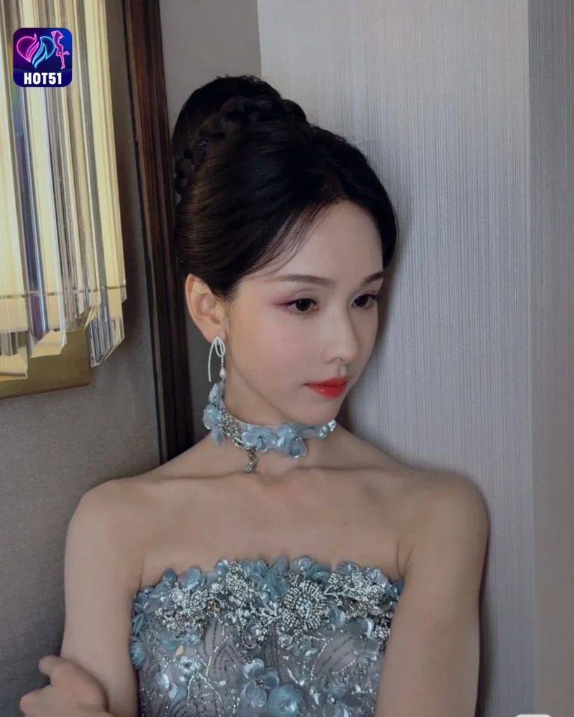 Gambar Cantik Chen Duling di Platform HOT51 