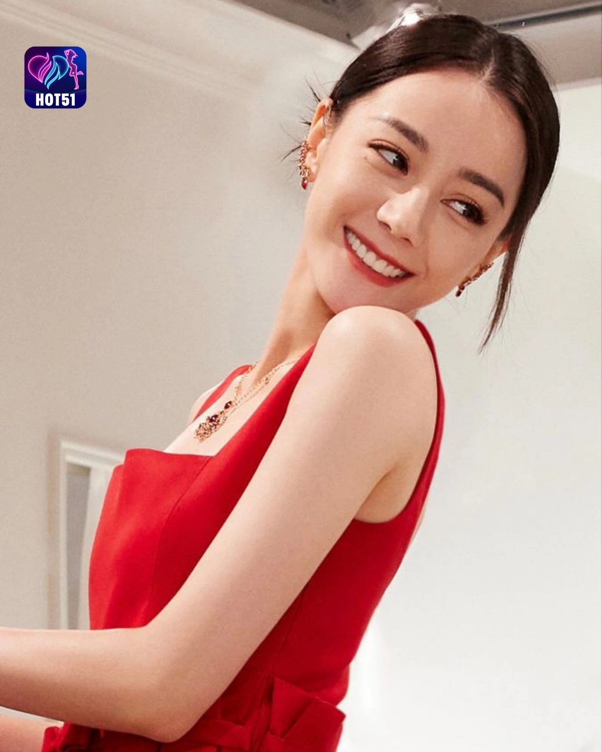 You are currently viewing Beautiful Stunning Gambar Dilraba Dilmurat di Platform HOT51