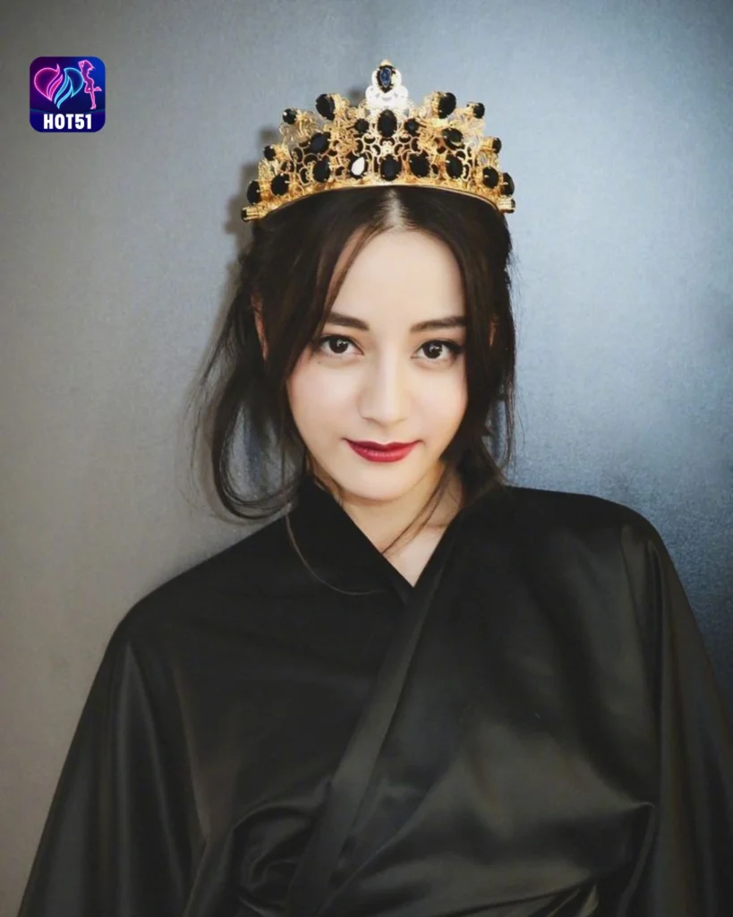 Gambar Cantik Dilraba Dilmurat di Platform HO