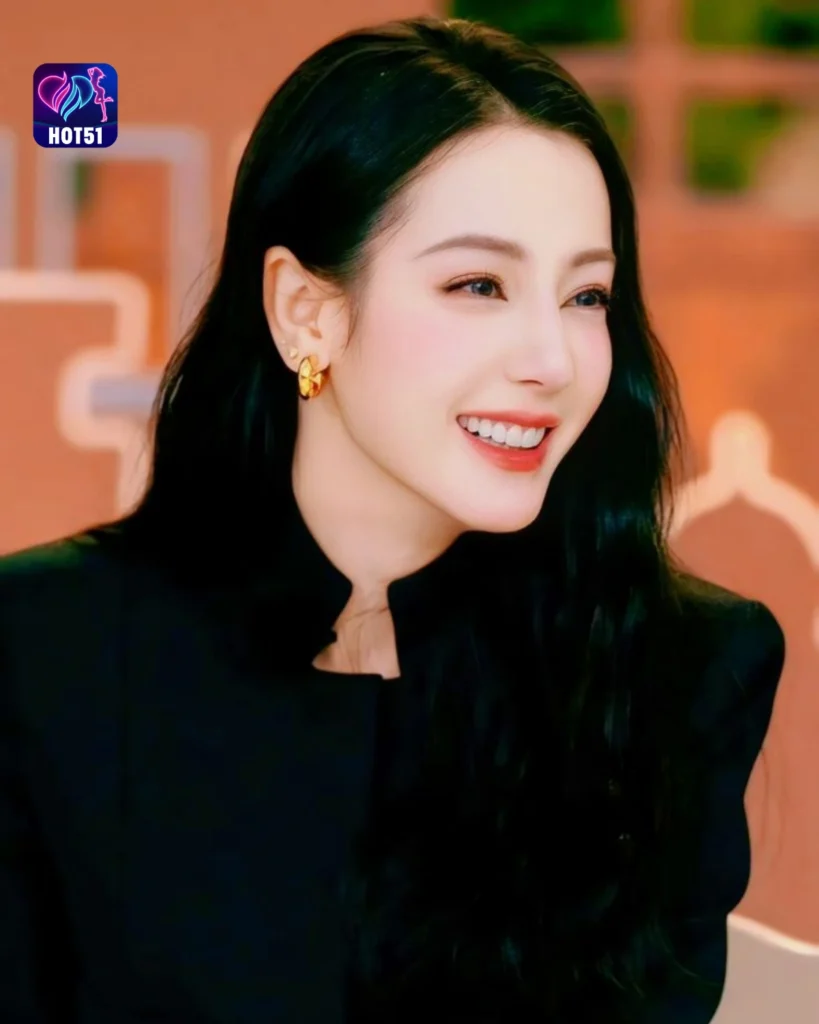  Gambar Cantik Dilraba Dilmurat di Platform HOT51