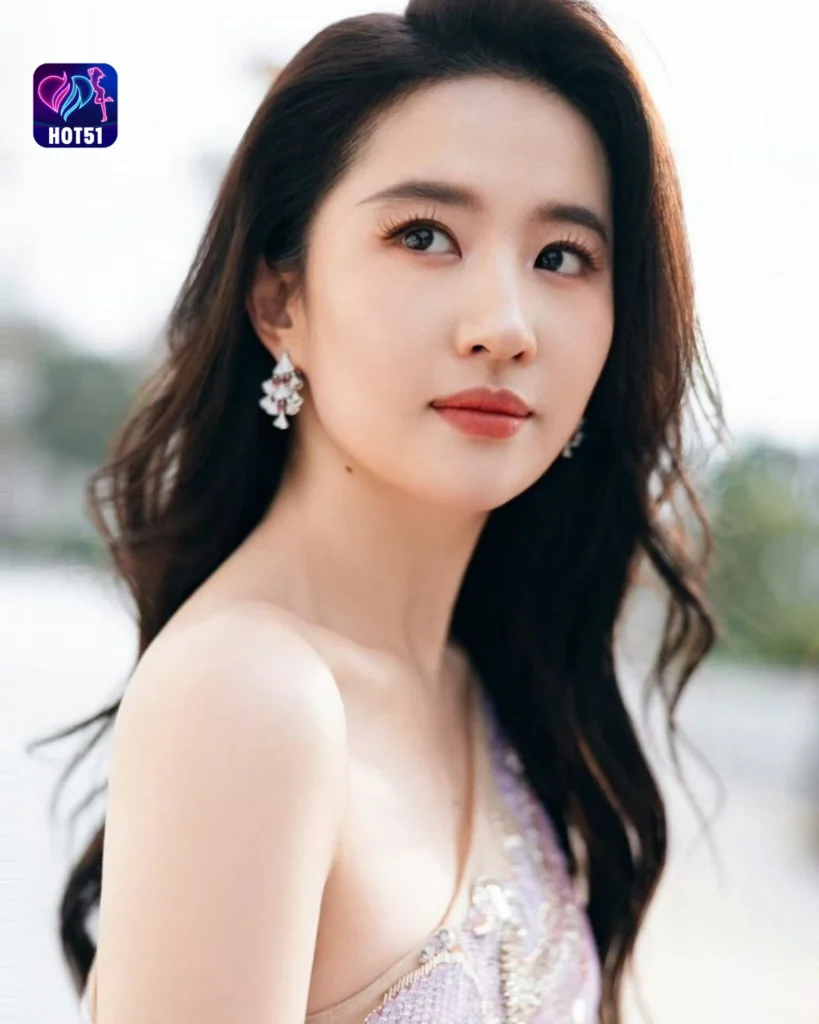 Gambar Cantik Liu Yifei di Platform HOT51
