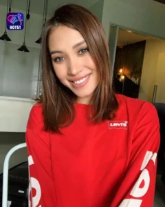 Read more about the article Beautiful Stunning Gambar Cantik Zahirah MacWilson di Platform HOT51