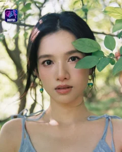 Read more about the article Beautiful Stunning Gambar  Zhang Jingyi di Platform HOT51
