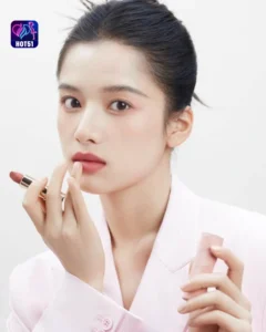 Read more about the article Beautiful Stunning Gambar Zhang Jingyi di Platform HOT51