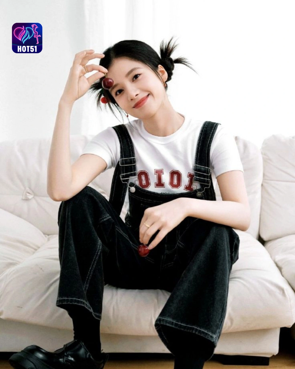 Read more about the article Beautiful Stunning Gambar  Zhang Jingyi di Platform HOT51