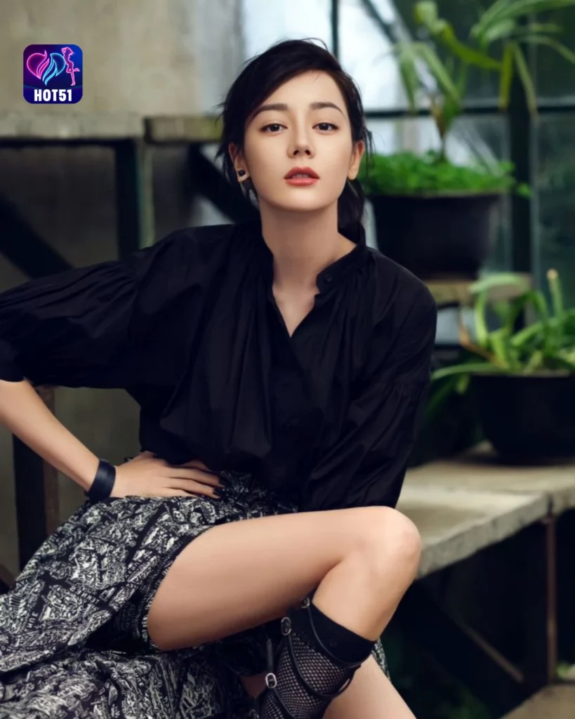 Gambar Menarik Dilraba Dilmurat di Platform HOT51