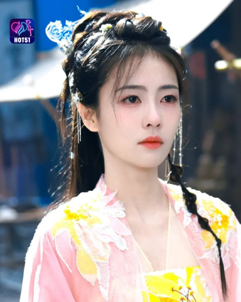 Koleksi Gambar Cantik Bai Lu di Platform HOT51