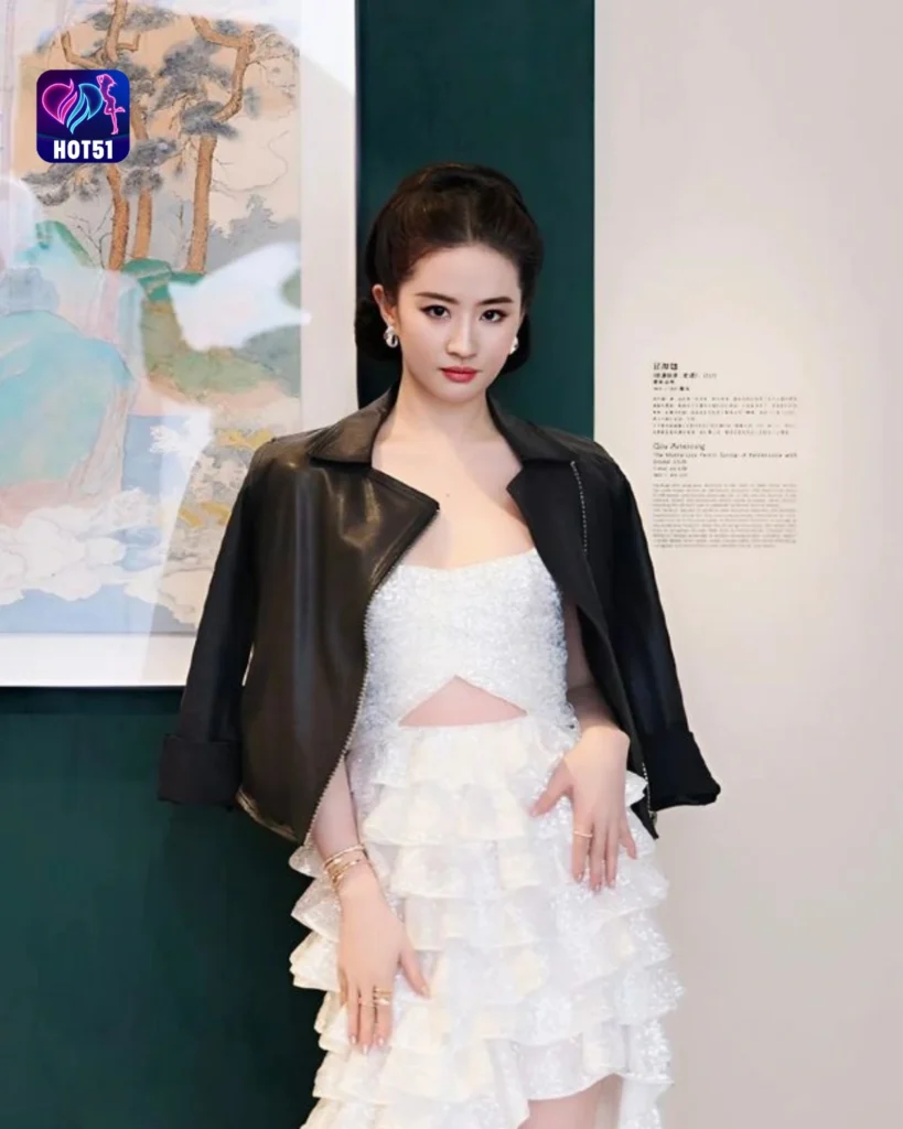 Liu Yifei Gambar Cantik di Platform HOT51