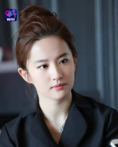 Read more about the article Beautiful Liu Yifei Stunning Photos on HOT51 Live Platform