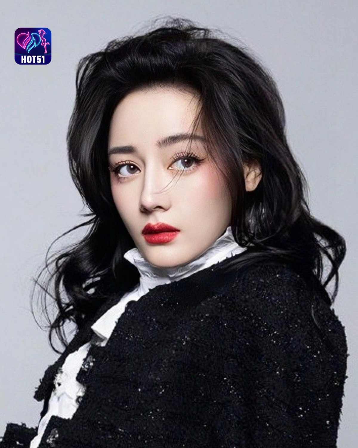 You are currently viewing Beautiful Stunning Bai Lu Photos Featured on HOT51 Platform