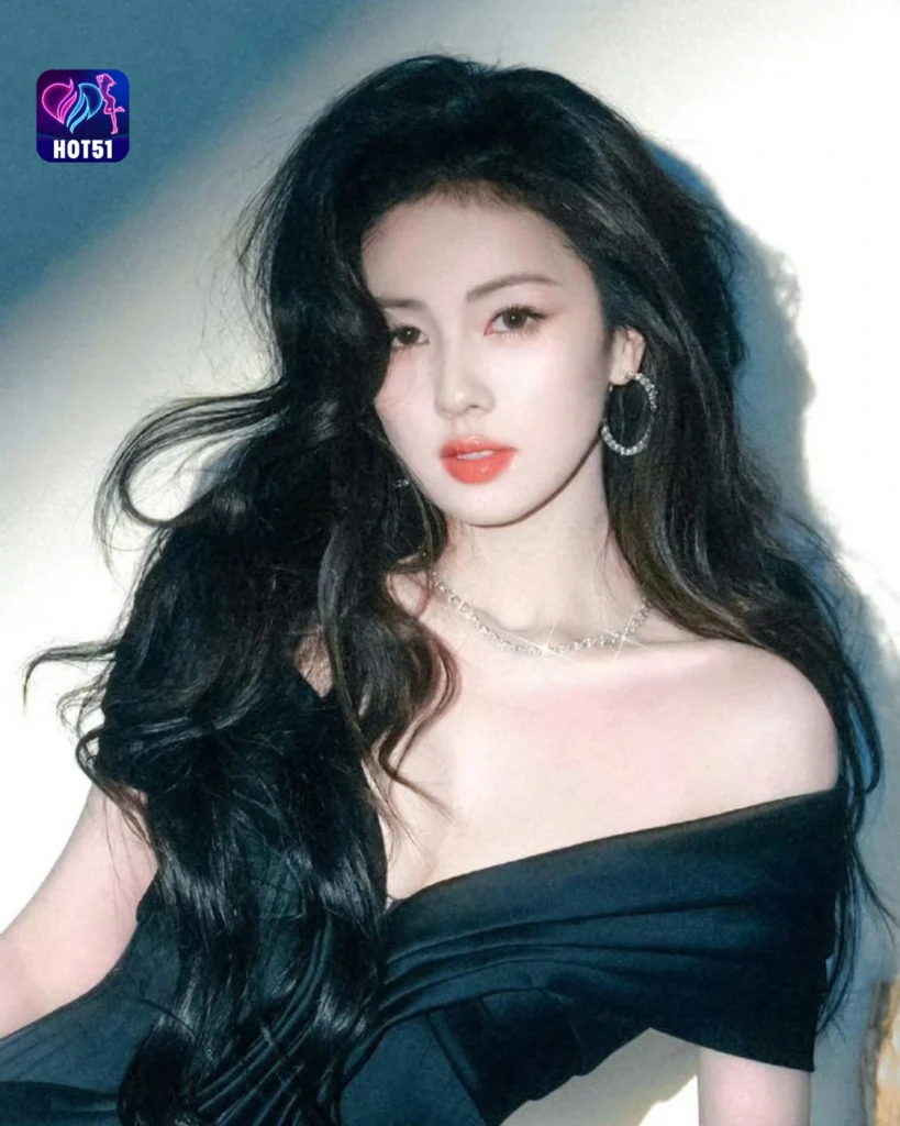 Stunning Bai Lu Photos on HOT51 Platform A Visual Treat