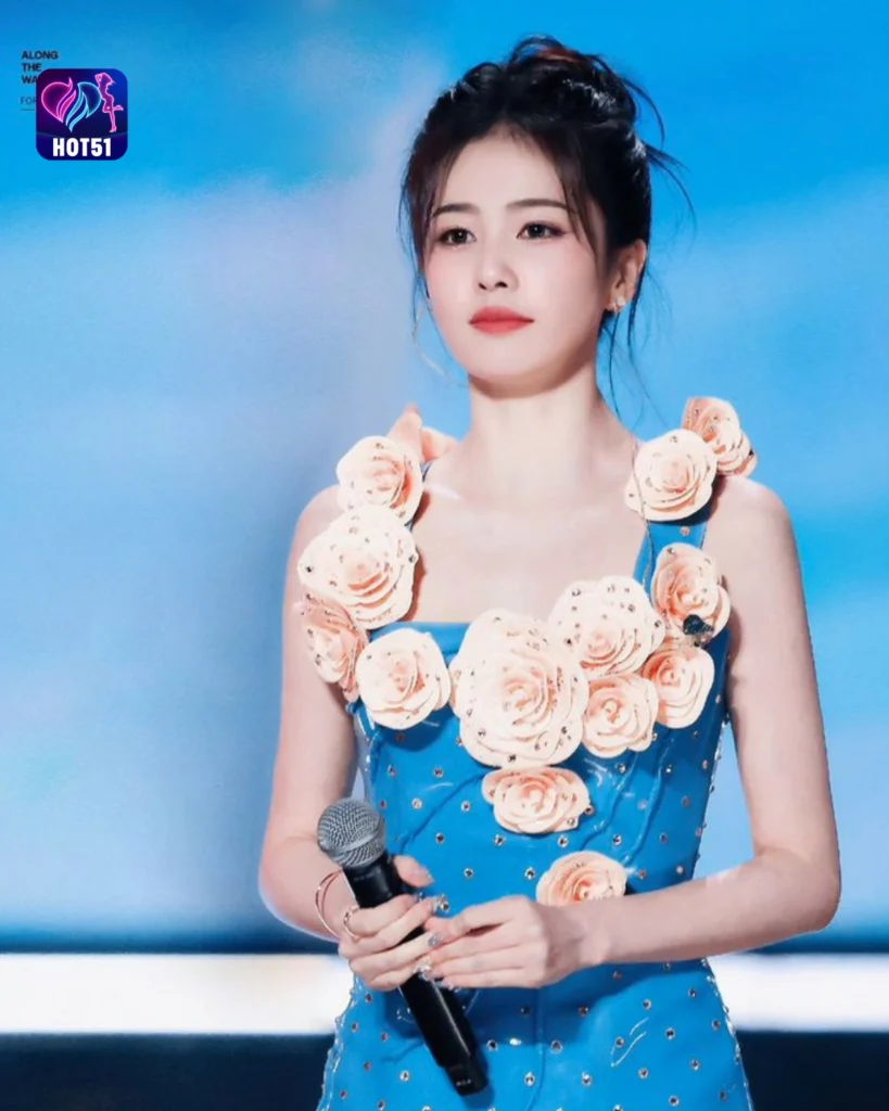 Stunning Bai Lu Photos on HOT51 Platform Unveile