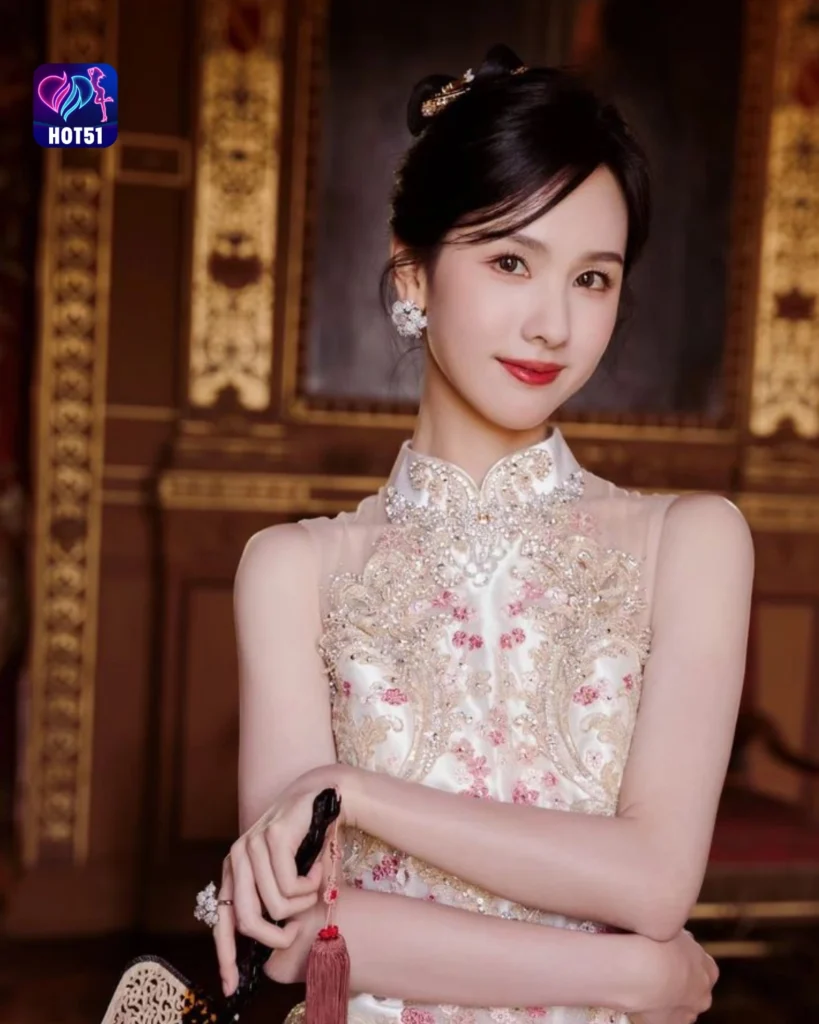Stunning Chen Duling Photos Now on HOT51 Platform 