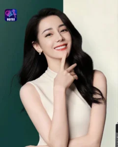 Read more about the article Beautiful Stunning Dilraba Dilmurat Photos on HOT51 Platform