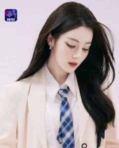 Read more about the article Beautiful Stunning Dilraba Dilmurat Photos on HOT51 Platform