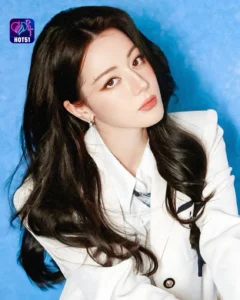 Read more about the article Beautiful Stunning Dilraba Dilmurat Photos on HOT51 Platform