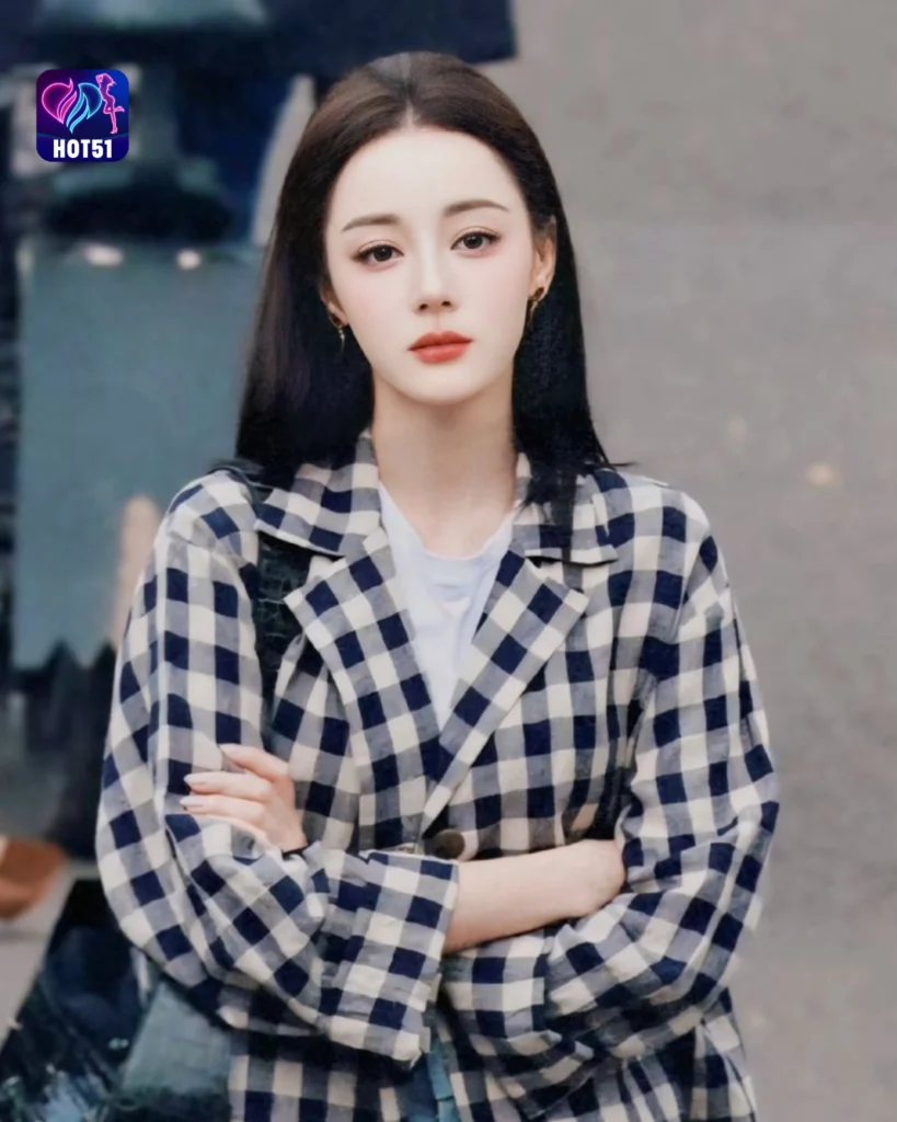  Stunning Dilraba Dilmurat Photos on HOT51 Platform