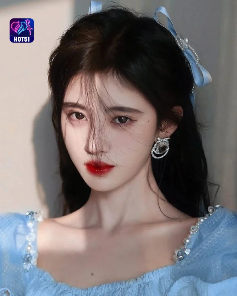  Stunning Ju Jingyi's Photos on HOT51 Platform 