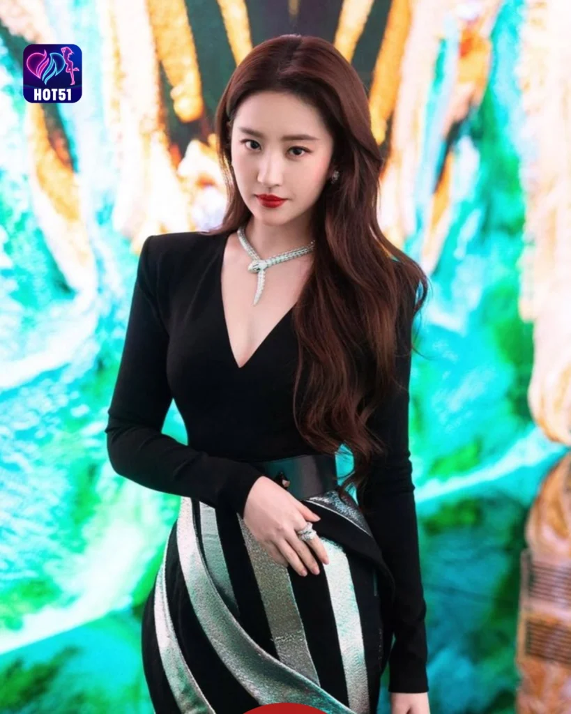  Stunning Liu Yifei Photos on HOT51 Live Bling Platform
