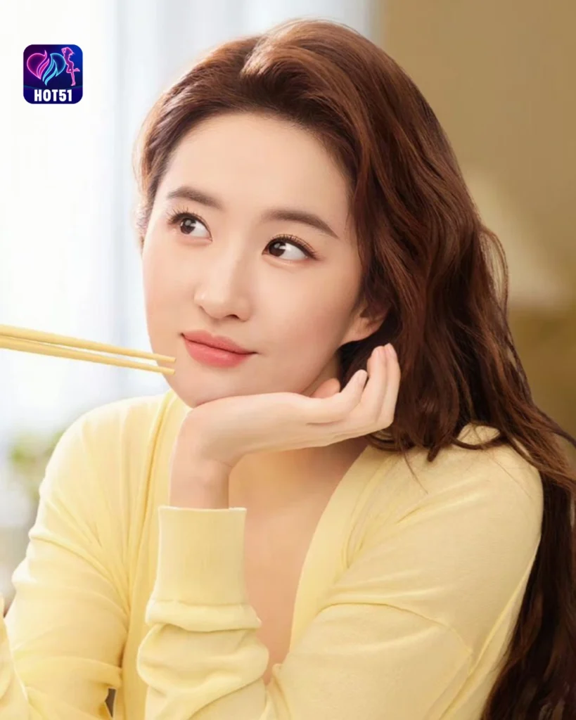  Stunning Liu Yifei Photos on HOT51 Platform