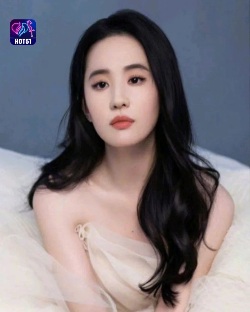  Stunning Liu Yifei Photos on HOT51 Platform