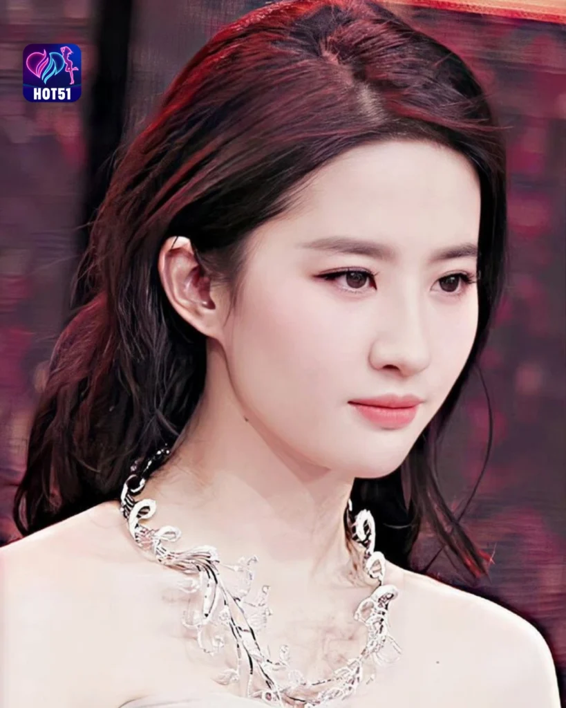  Stunning Liu Yifei Photos on HOT51 Platform