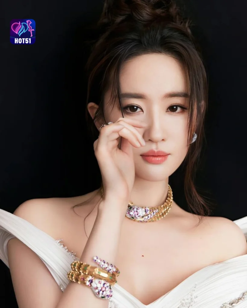  Stunning Liu Yifei Photos on HOT51 Platform A Visual Delight