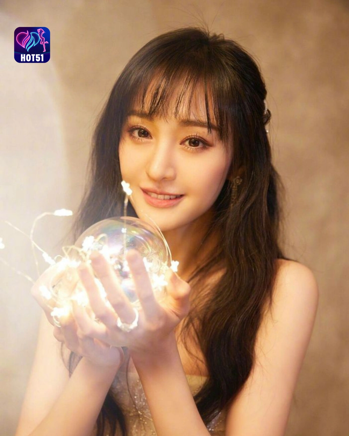 You are currently viewing Beautiful Stunning Zheng Shuang Photos on HOT51 Platform