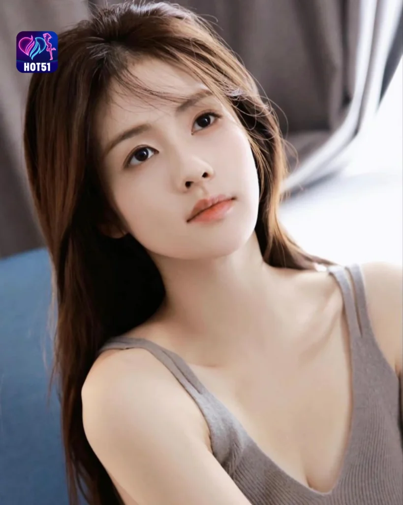  Beautiful Bai Lu Photos on HOT51 Platform