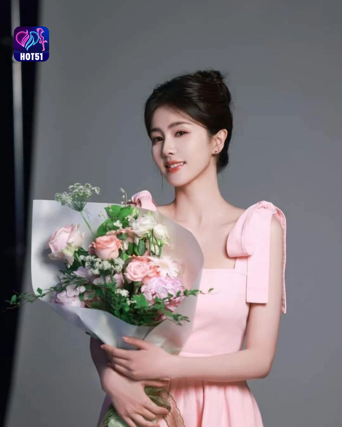 You are currently viewing Beautiful Stunning Bai Lu Photos on HOT51 Platform